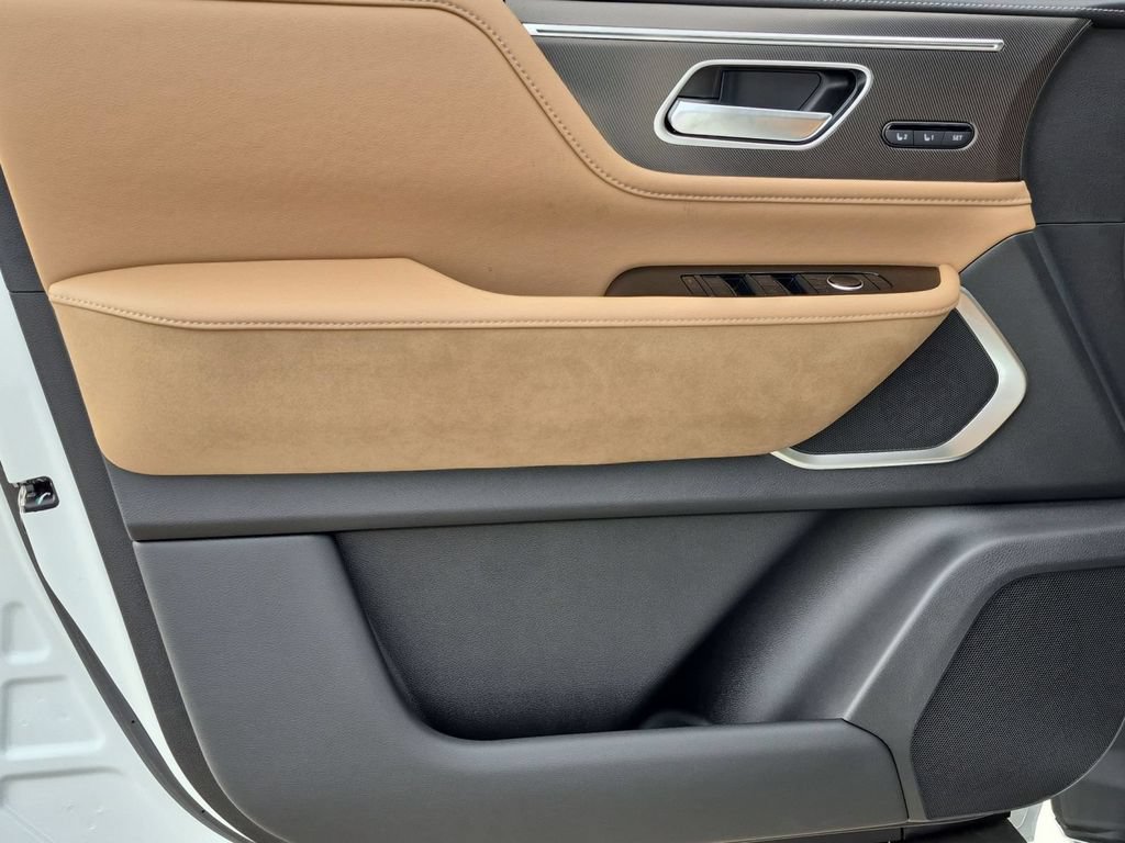 New 2027 INFINITI QX80 Luxe w/ Cargo Package AWD/4WD image 15