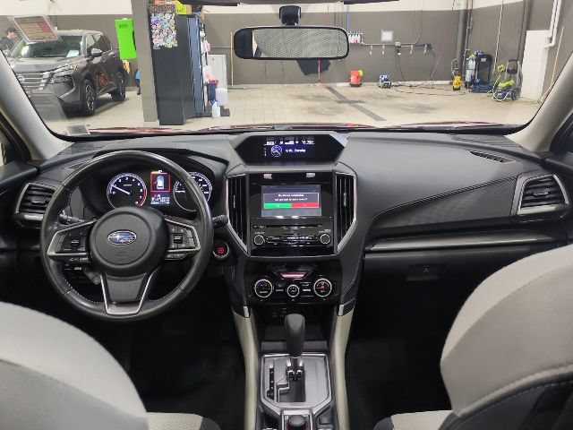 Used 2023 Subaru Forester Premium AWD/4WD image 5