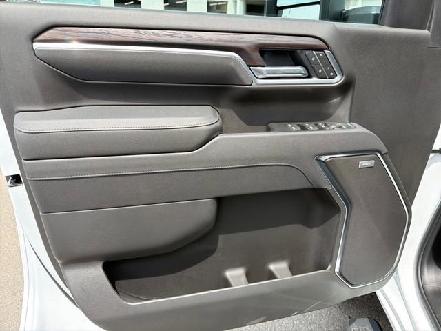 New 2026 GMC Sierra 2500 SLT w/ SLT Premium Package AWD/4WD image 15