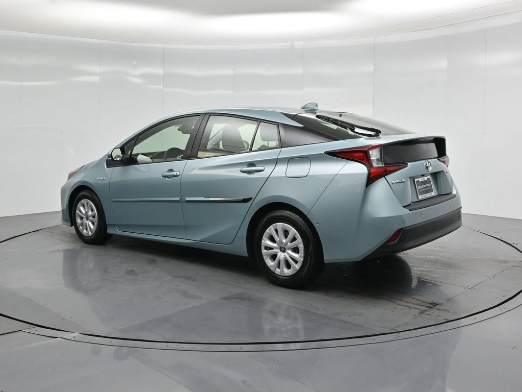Used 2021 Toyota Prius LE FWD image 7