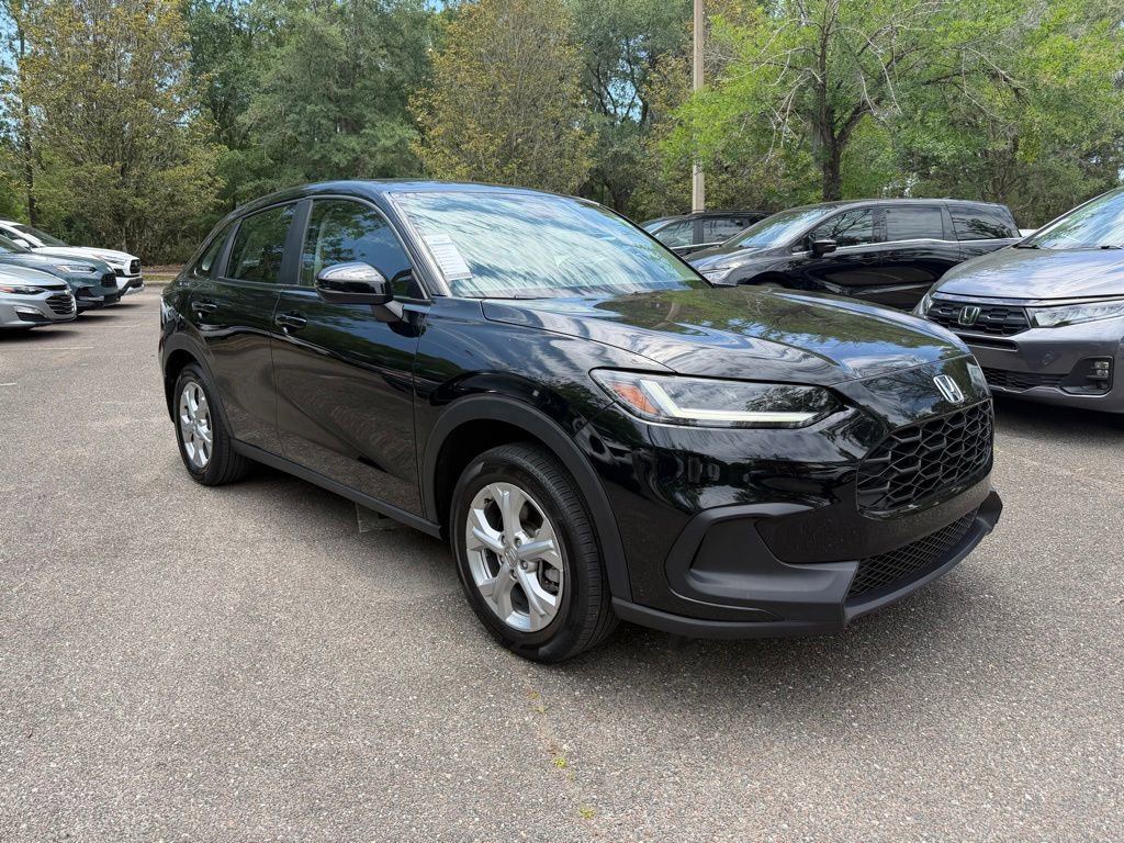 Used 2024 Honda HR-V LX image 1