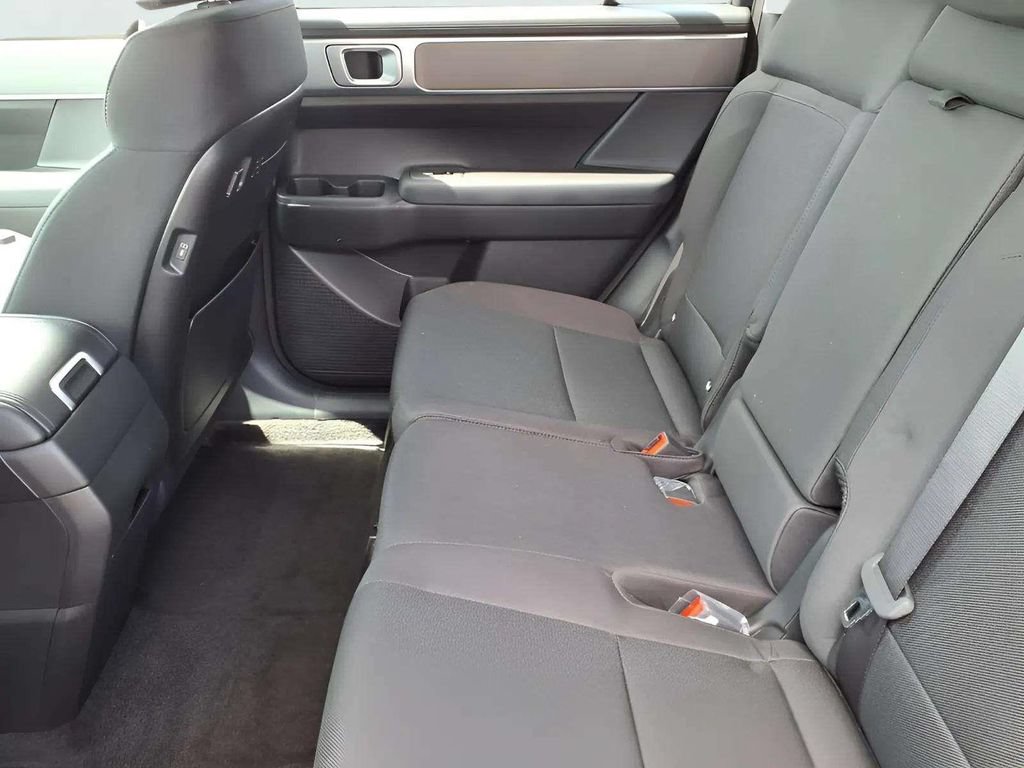 New 2026 Hyundai Santa Fe SE w/ Tow & Go Package FWD image 12