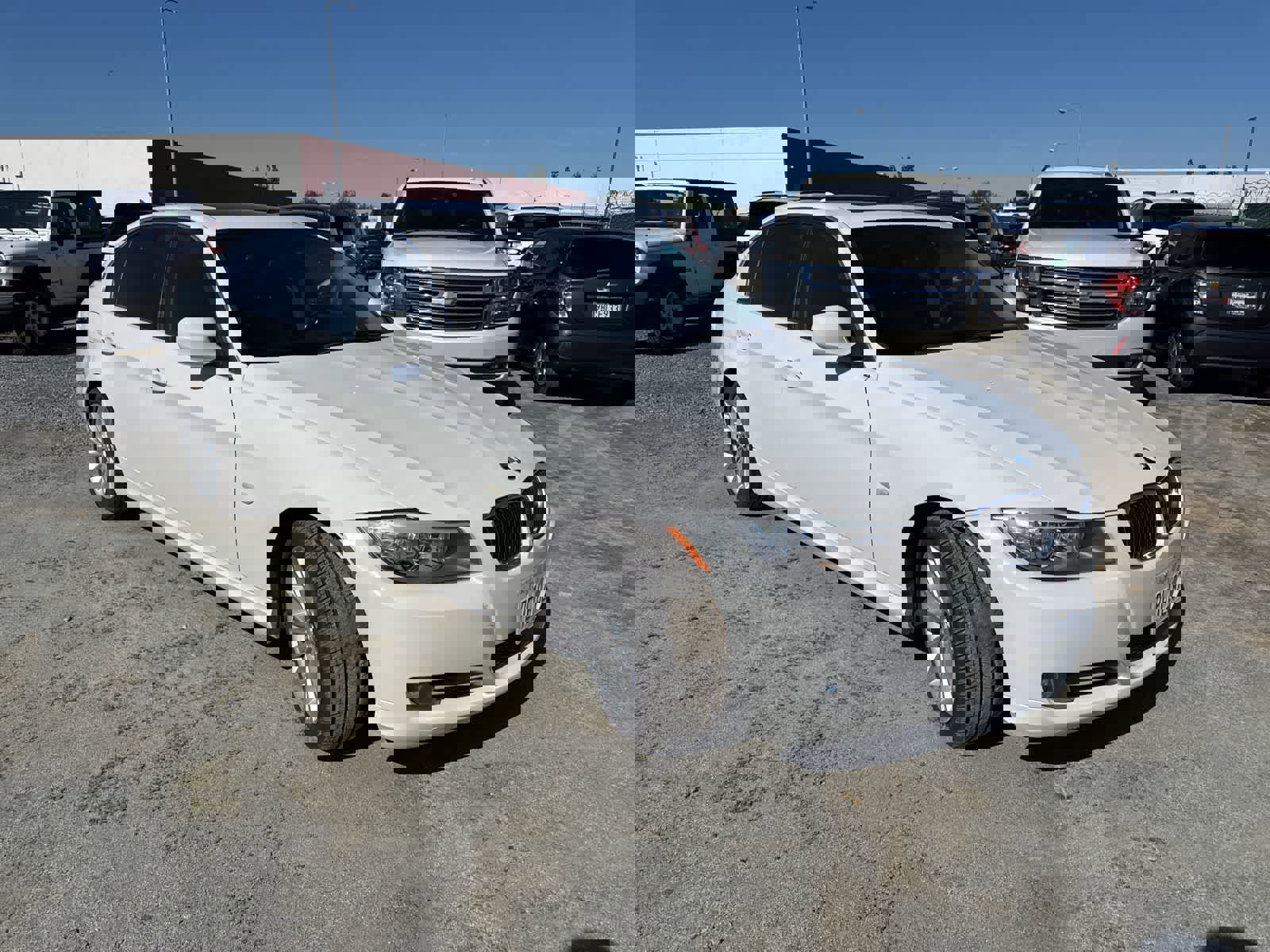 Used 2011 BMW 335i Sedan image 3