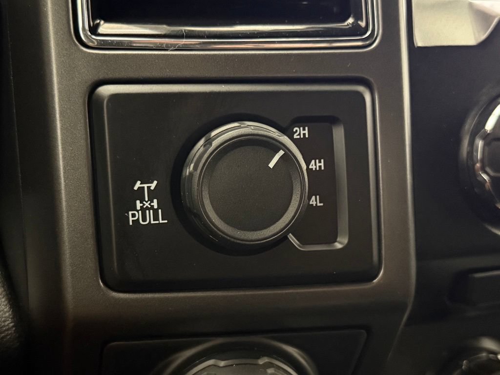Used 2018 Ford F150 XLT w/ Equipment Group 302A Luxury AWD/4WD image 18