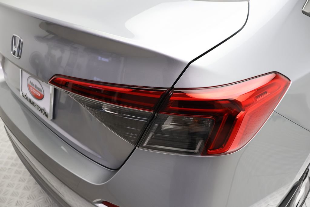 Used 2024 Honda Civic LX image 9