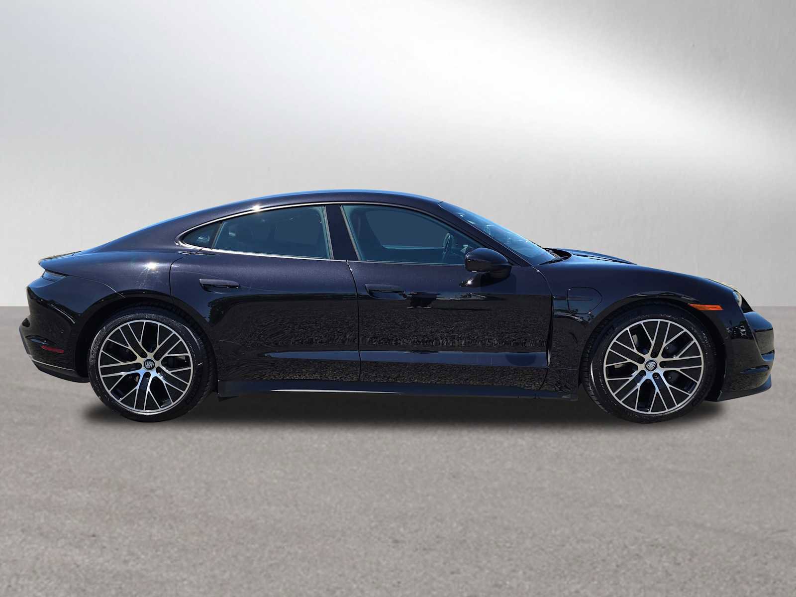 Used 2023 Porsche Taycan RWD image 2
