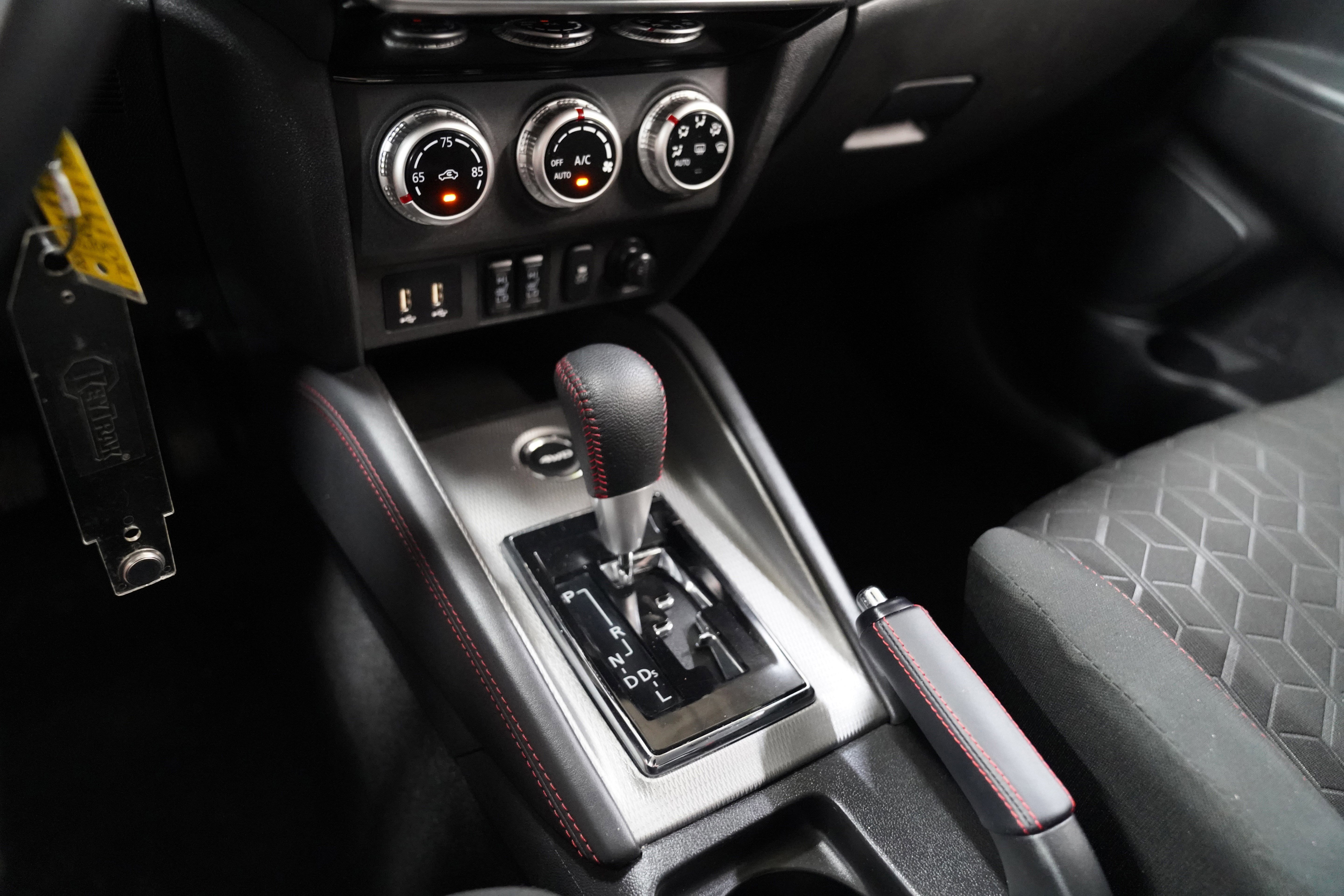 Used 2025 Mitsubishi Outlander Sport AWD image 26