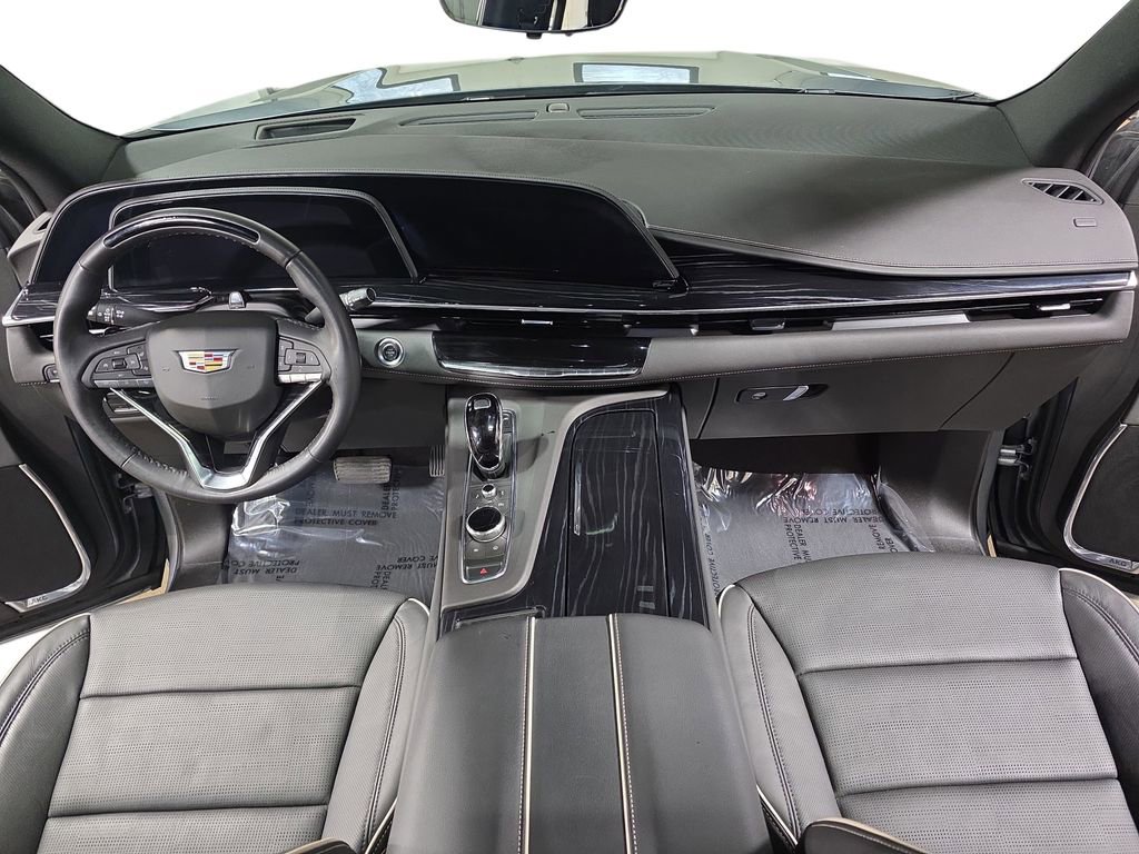 Used 2024 Cadillac Escalade Sport w/ LPO, ONYX Package image 9