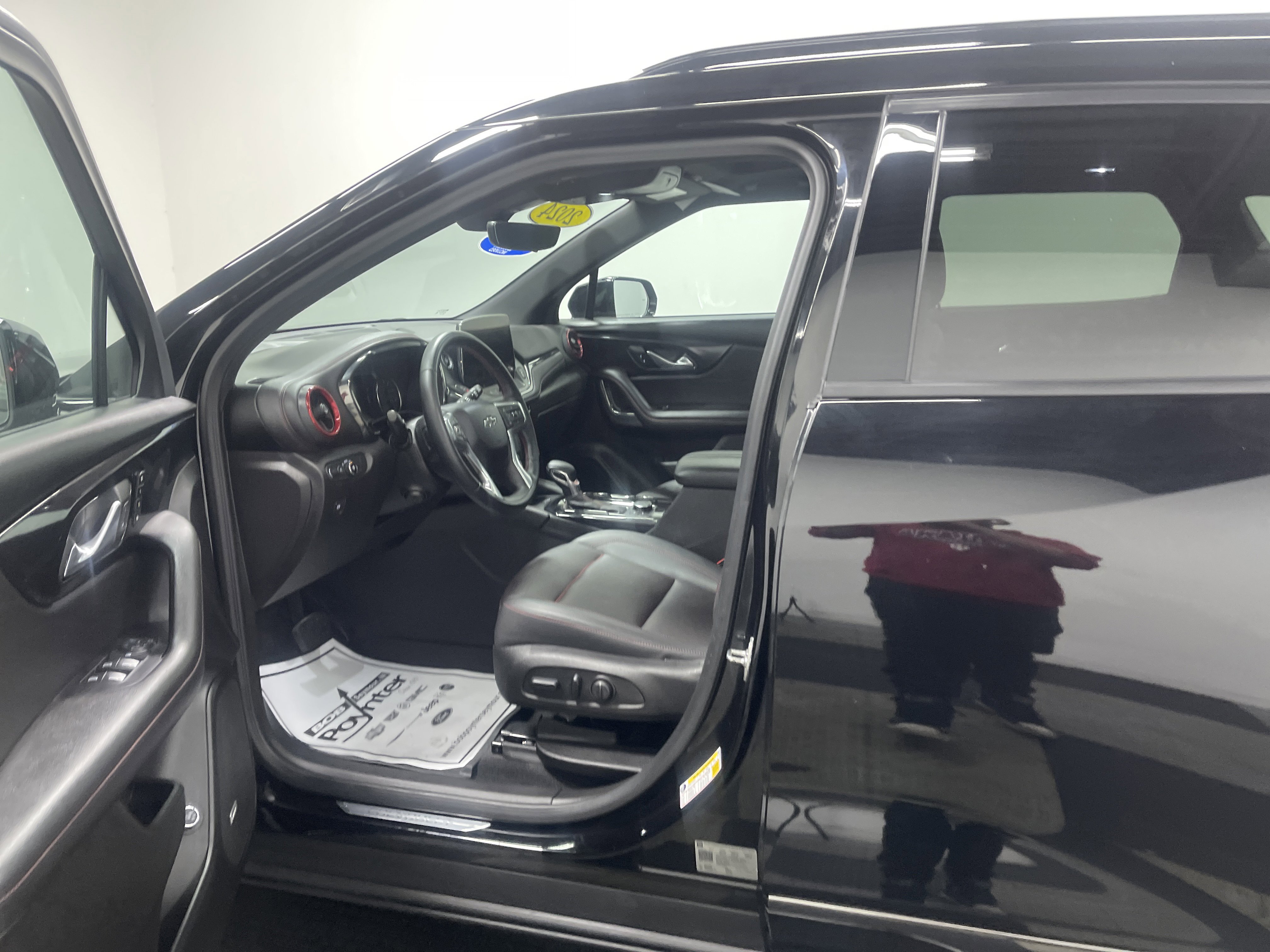 Used 2024 Chevrolet Blazer RS w/ Driver Confidence II Package image 9