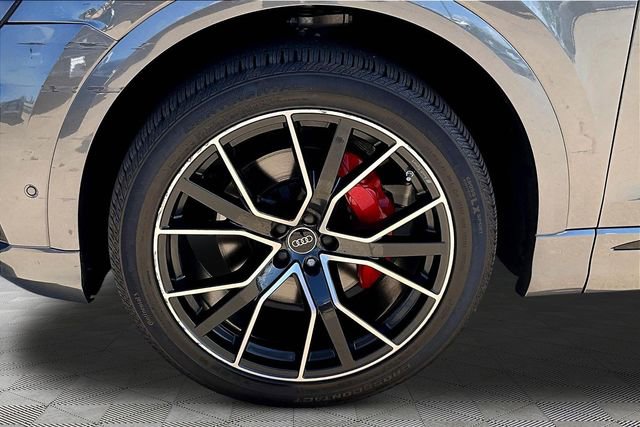 Used 2023 Audi Q8 Prestige w/ Prestige Package AWD/4WD image 8