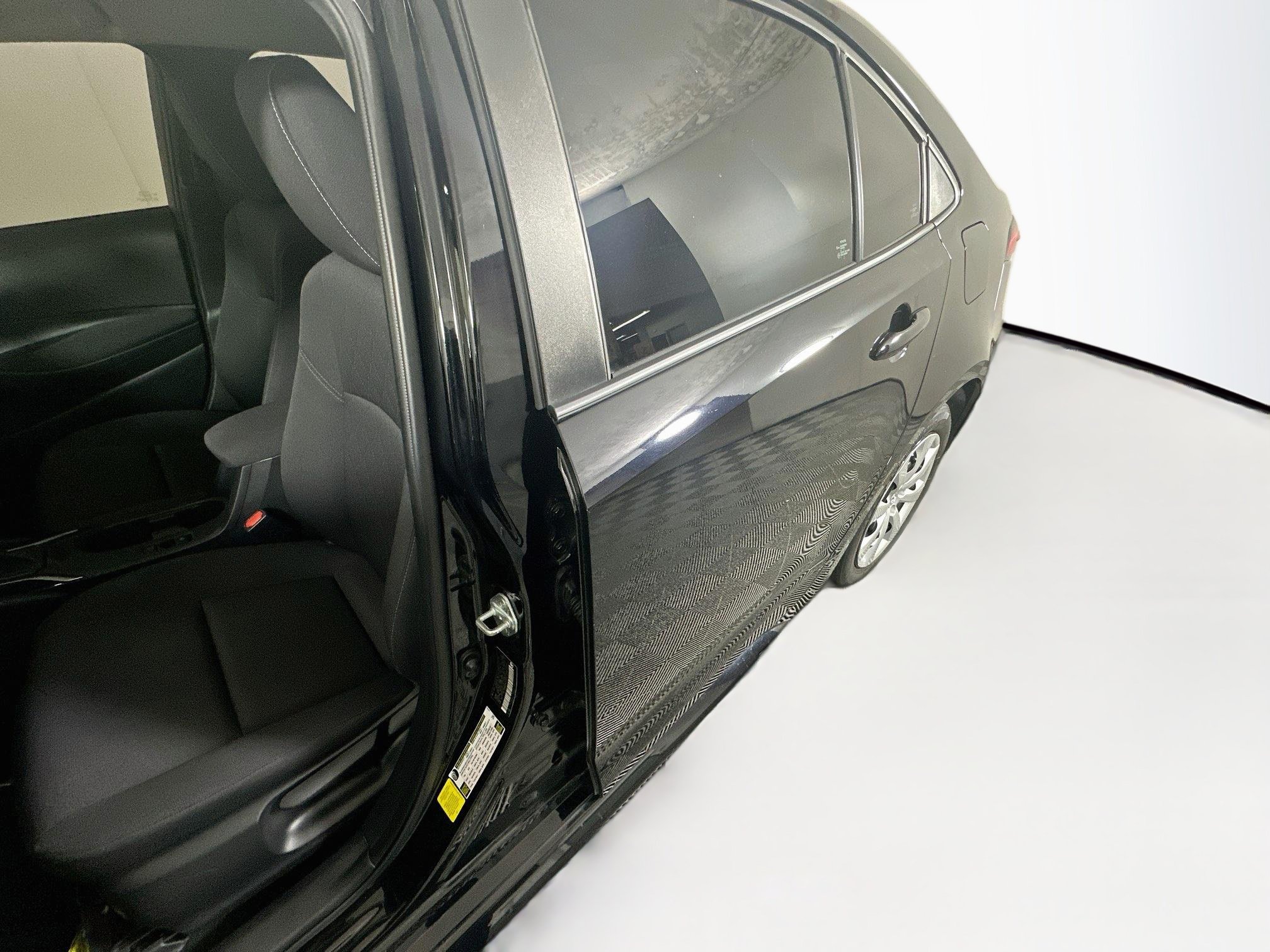 Used 2023 Toyota Corolla LE FWD image 12