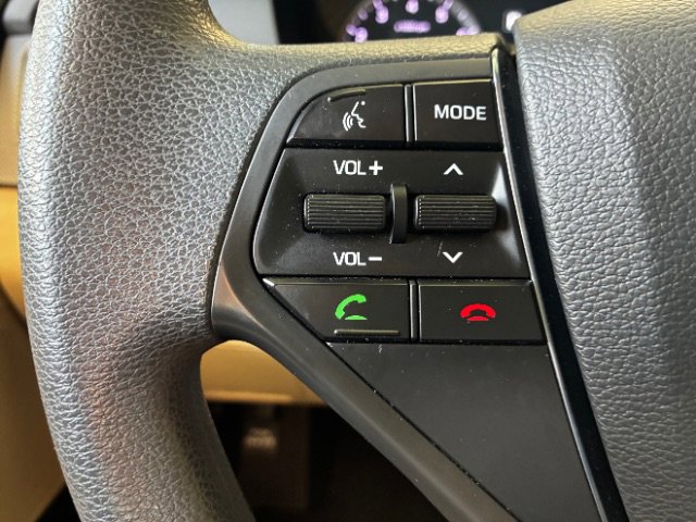 Used 2015 Hyundai Sonata SE FWD image 18