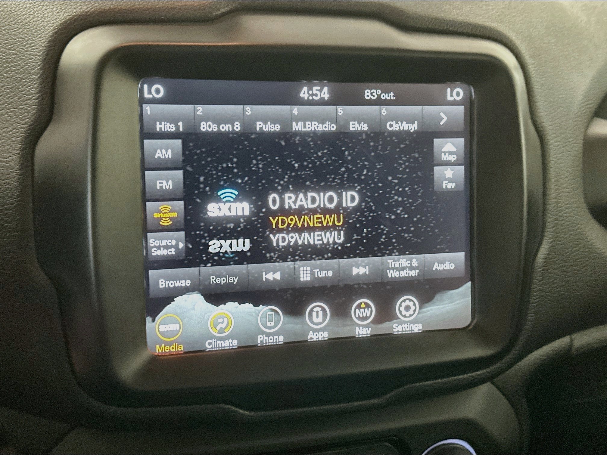 Used 2023 Jeep Renegade Latitude AWD/4WD image 21