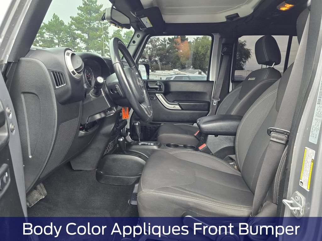 Used 2018 Jeep Wrangler Unlimited Sahara AWD/4WD image 11