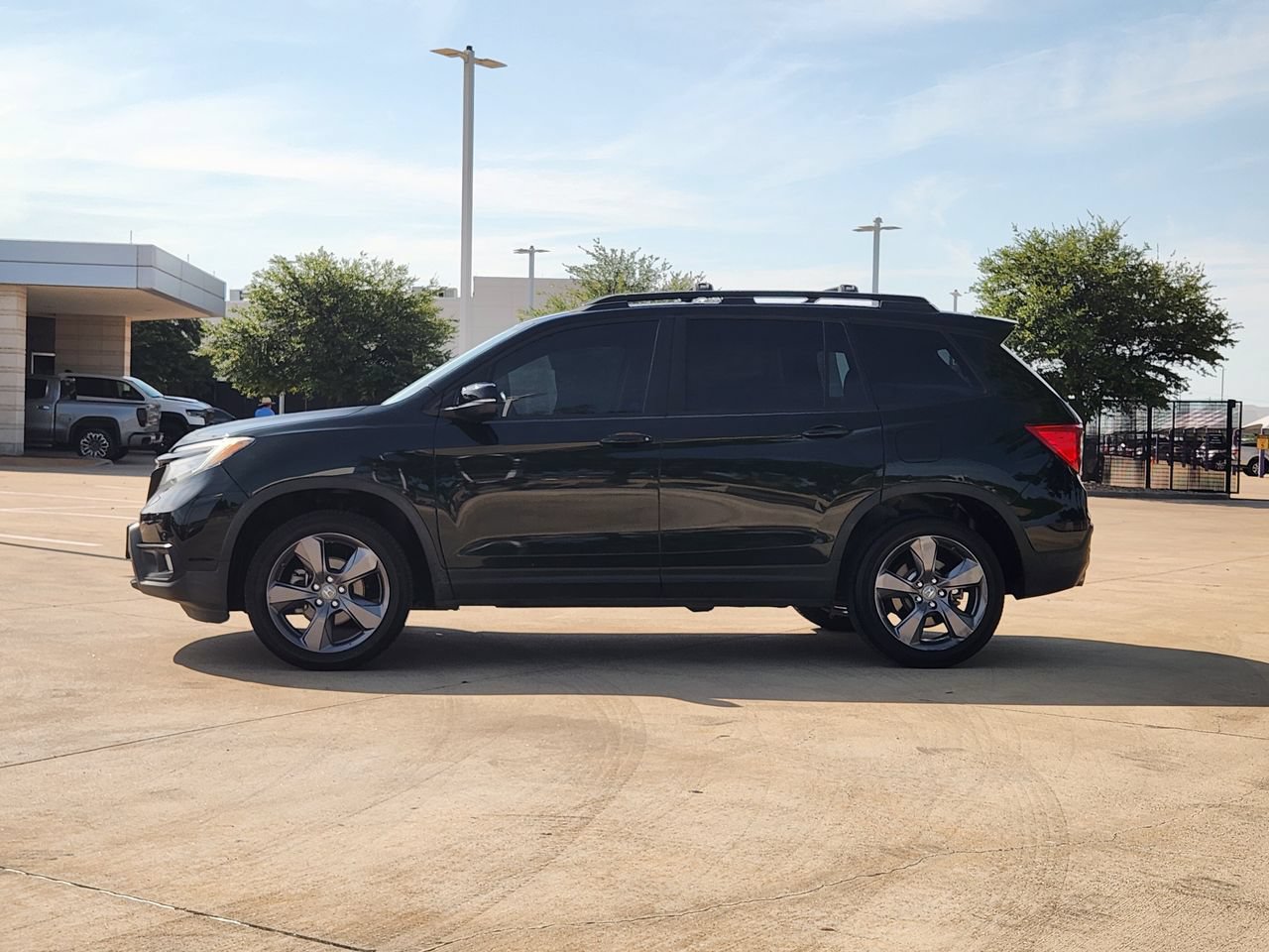 Certified 2020 Honda Passport Touring image 4
