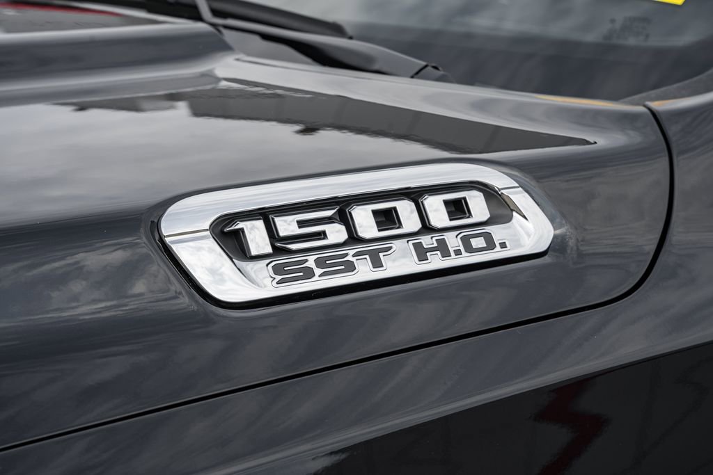 Used 2025 RAM 1500 Limited image 21