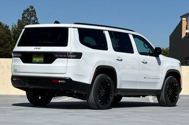 New 2026 Jeep Grand Wagoneer Limited AWD/4WD image 4