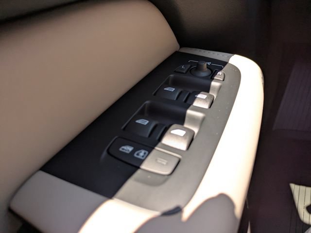 New 2026 Volvo XC60 T8 Plus w/ Protection Package Premier AWD/4WD image 26