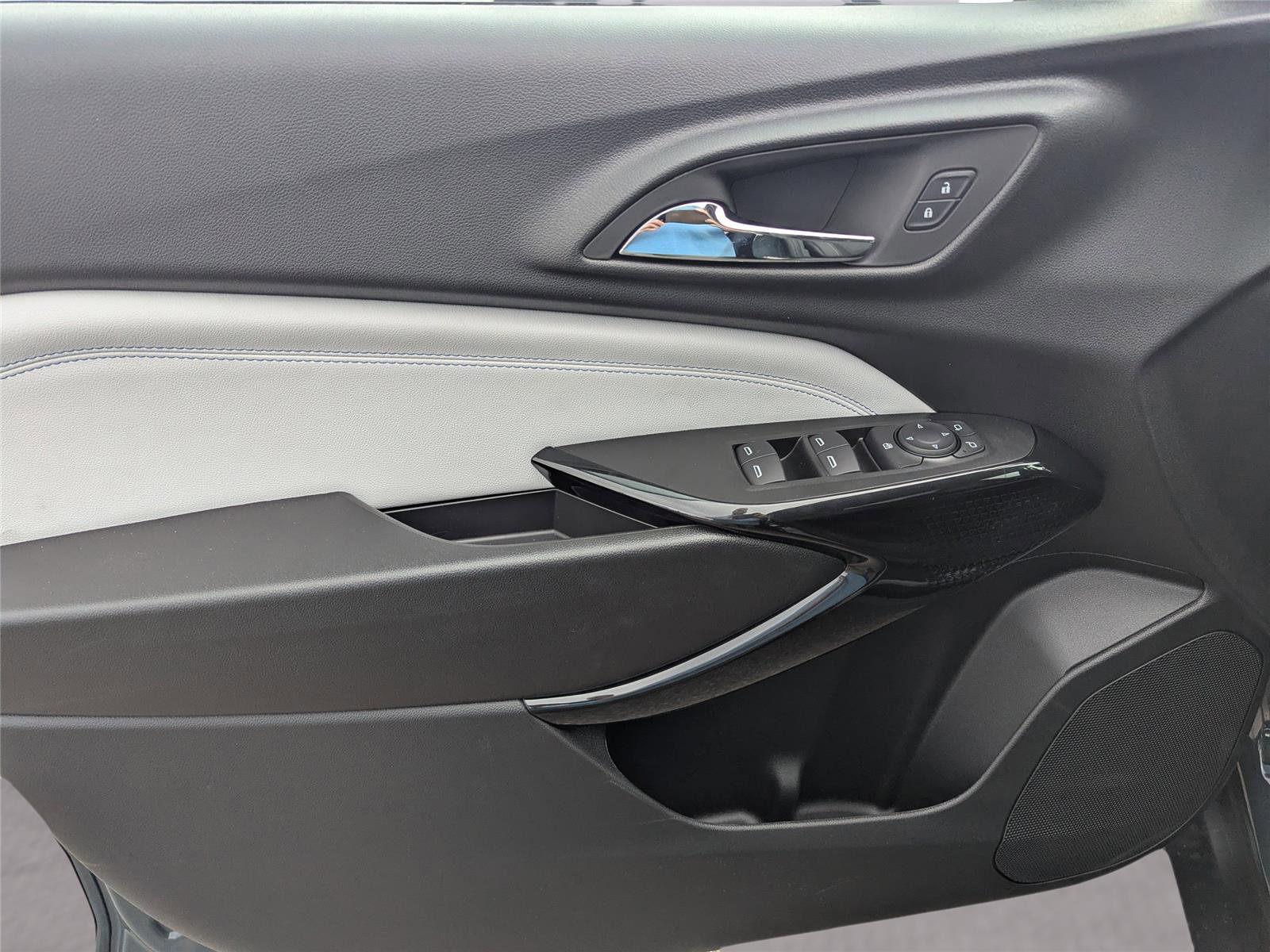 New 2026 Chevrolet Trax LT w/ Driver Confidence Package image 23