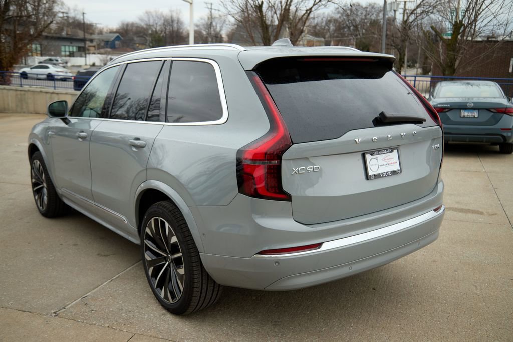 New 2026 Volvo XC90 T8 Plus w/ Protection Package image 7