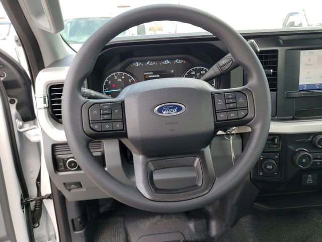New 2026 Ford F250 XL w/ XL Chrome Package AWD/4WD image 12