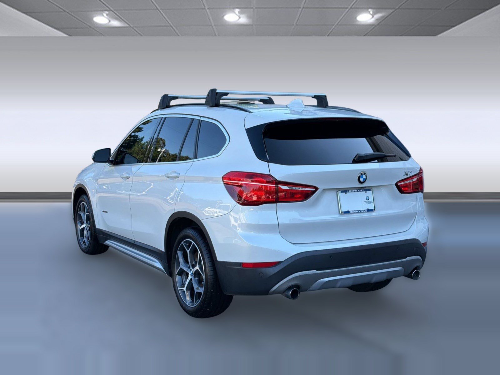 Used 2017 BMW X1 xDrive28i AWD/4WD image 3