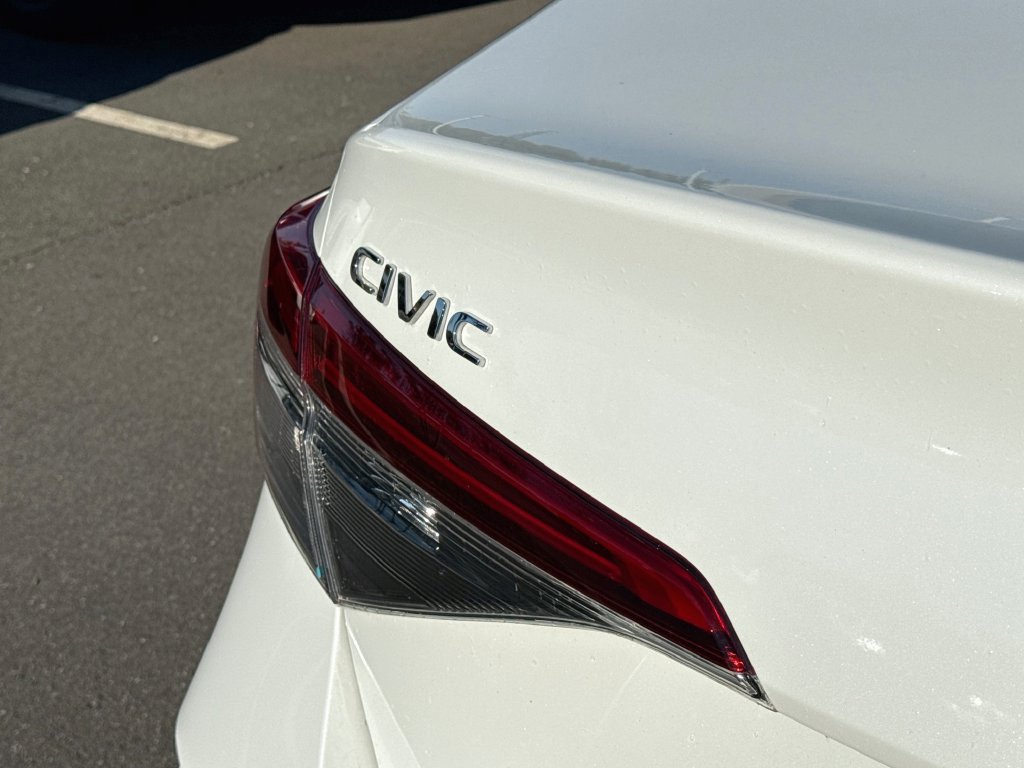 Used 2023 Honda Civic EX image 31