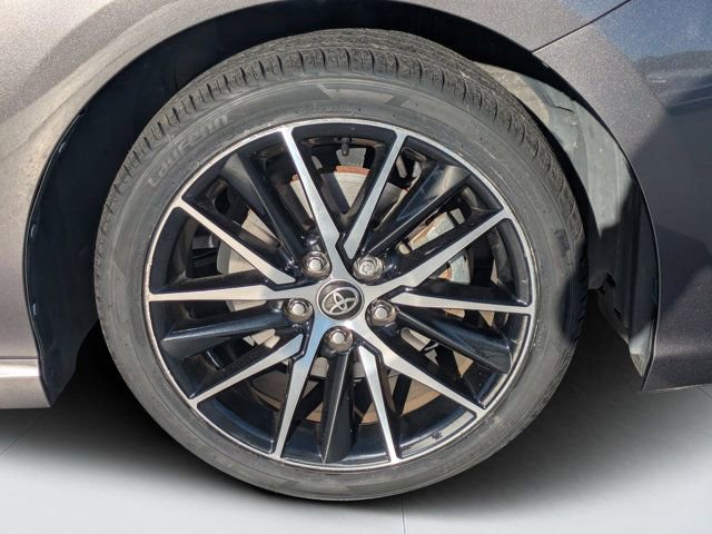 Used 2021 Toyota Camry SE image 9