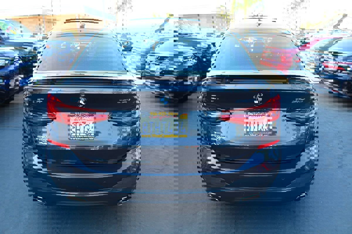 Used 2018 BMW 640i Gran Turismo xDrive image 6