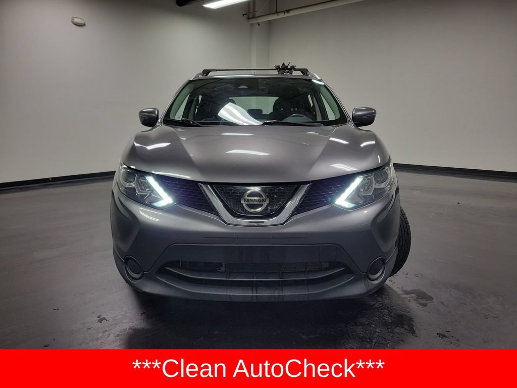 Used 2019 Nissan Rogue Sport SV AWD/4WD image 2