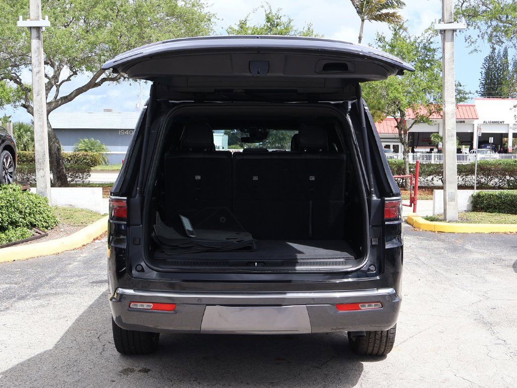 Used 2022 Jeep Wagoneer Series II w/ Premium Group I image 22