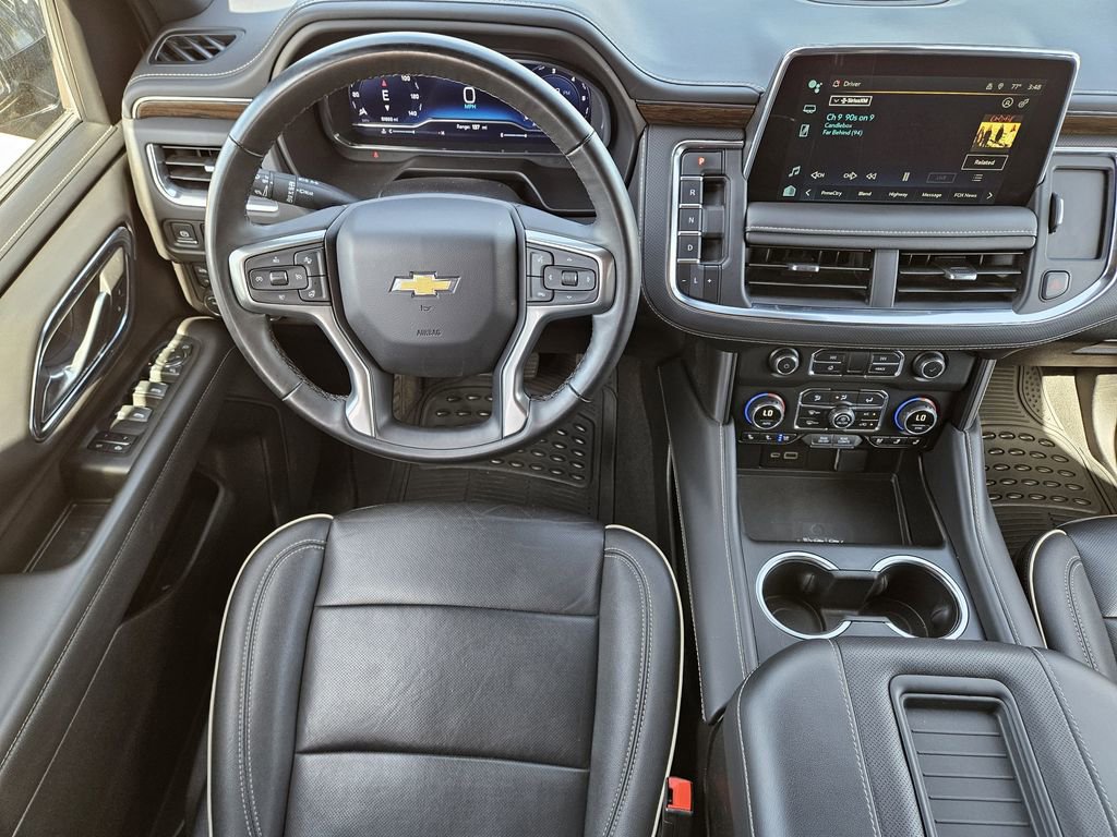 Used 2024 Chevrolet Tahoe Premier AWD/4WD image 32