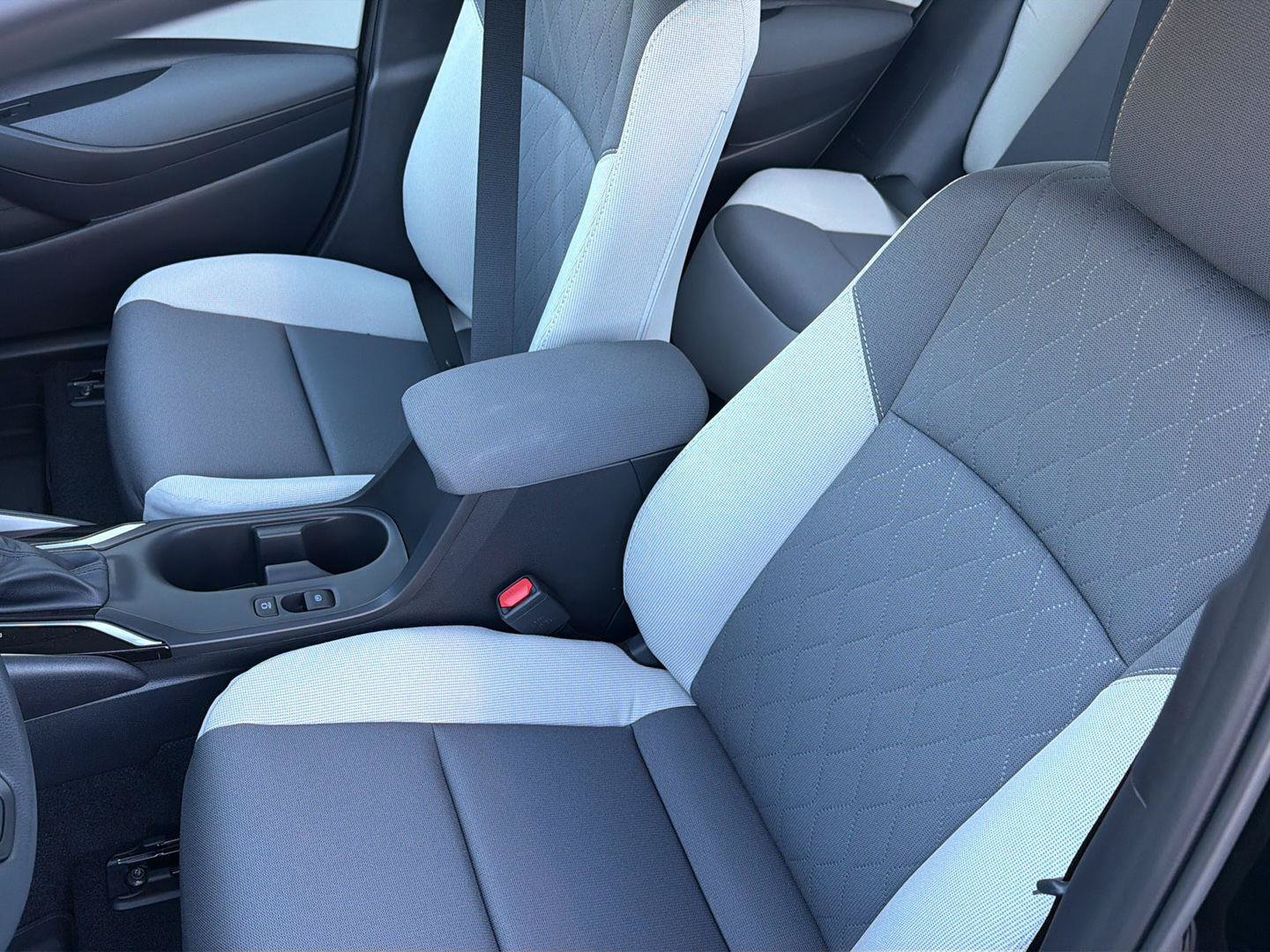 New 2027 Toyota Corolla LE FWD image 28