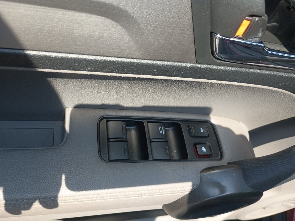 Used 2011 Honda CR-V EX-L image 23