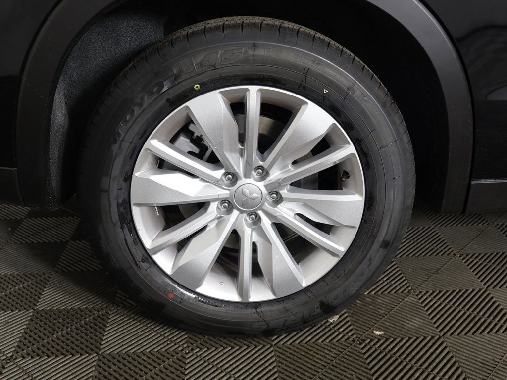 New 2026 Mitsubishi Outlander ES image 20