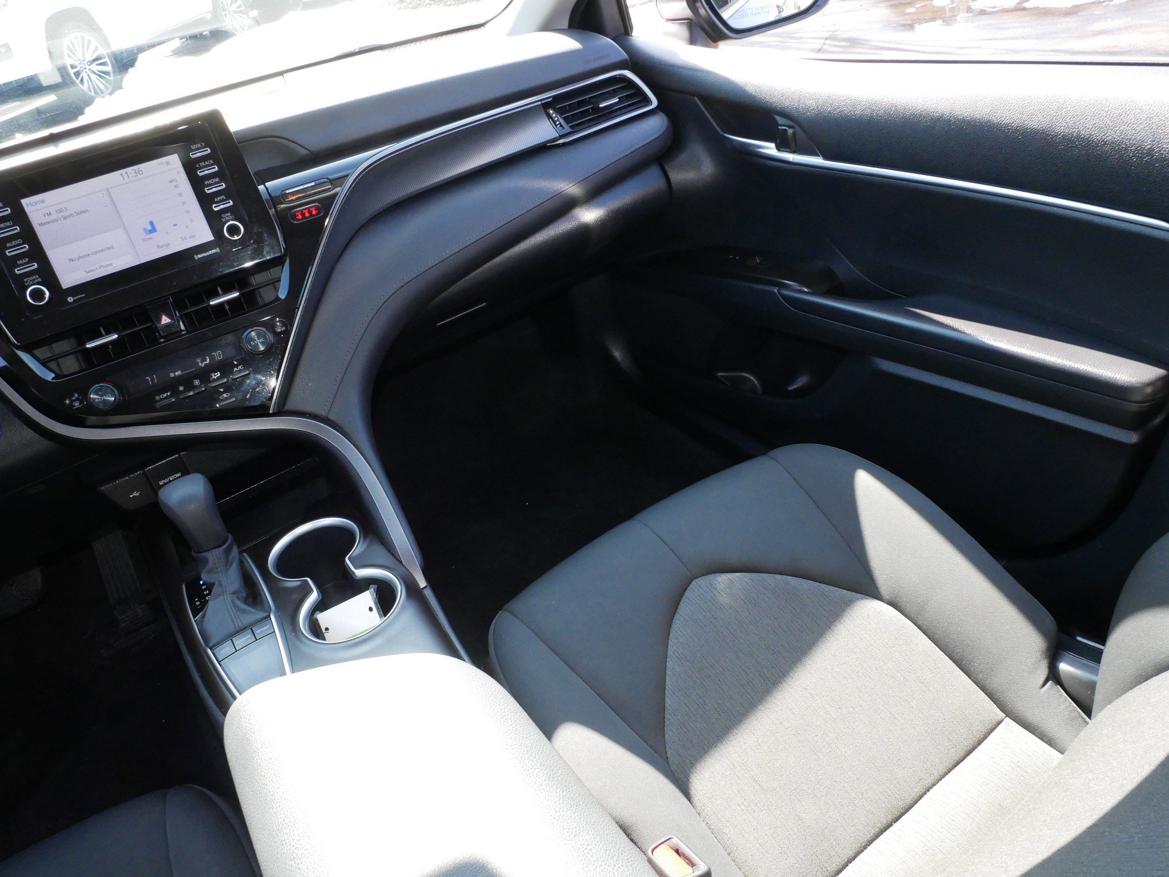 Used 2023 Toyota Camry LE w/ Convenience Package image 11