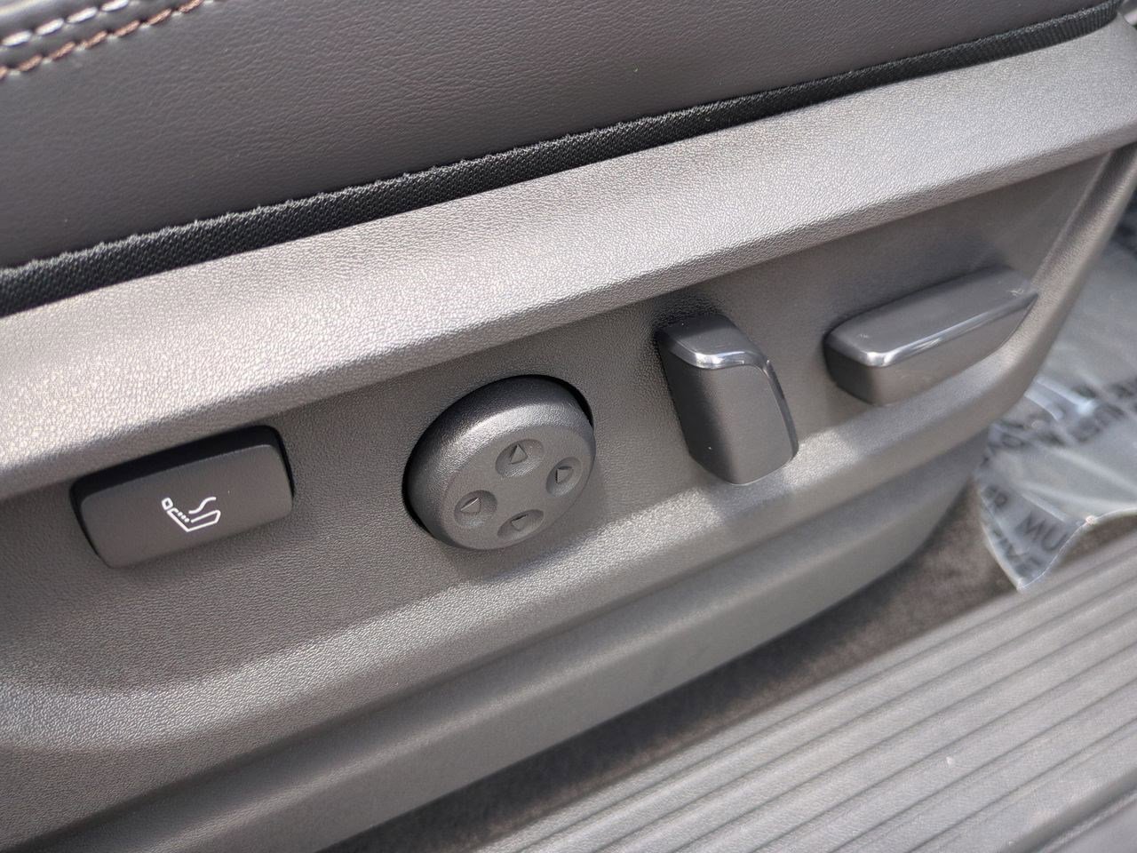 New 2025 Nissan Armada Platinum Reserve image 45