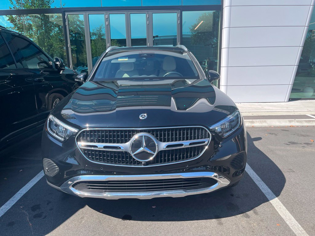 Certified 2024 Mercedes-Benz GLC 300 4MATIC image 3