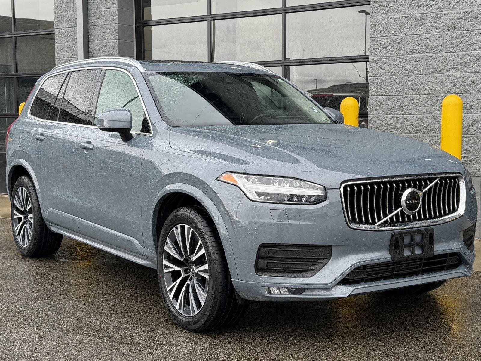 Used 2022 Volvo XC90 T6 Momentum w/ Climate Package AWD/4WD image 57