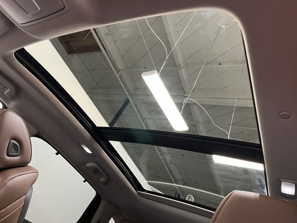 Certified 2023 Acura MDX SH-AWD w/ Technology Package image 10