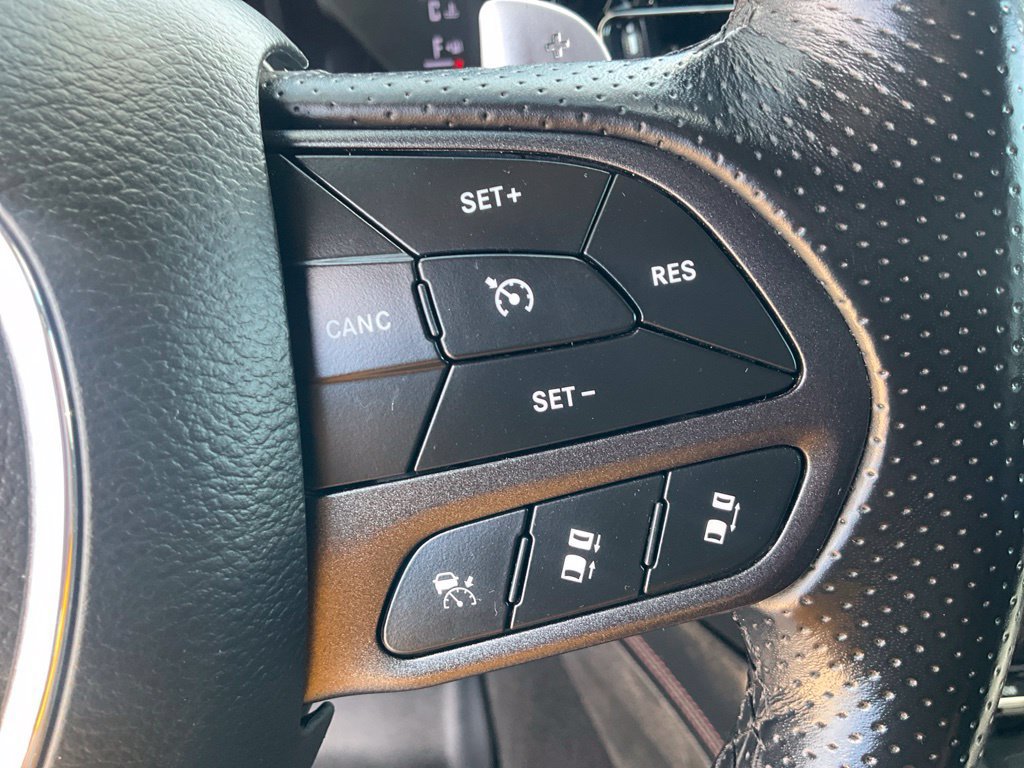 Used 2021 Dodge Durango R/T w/ Tow 'N Go Package AWD/4WD image 12