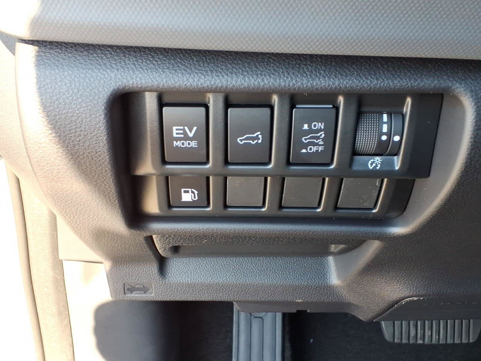 New 2026 Subaru Forester Touring AWD/4WD image 32