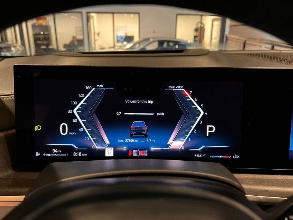 Used 2024 BMW X7 xDrive40i w/ M Sport Package image 13