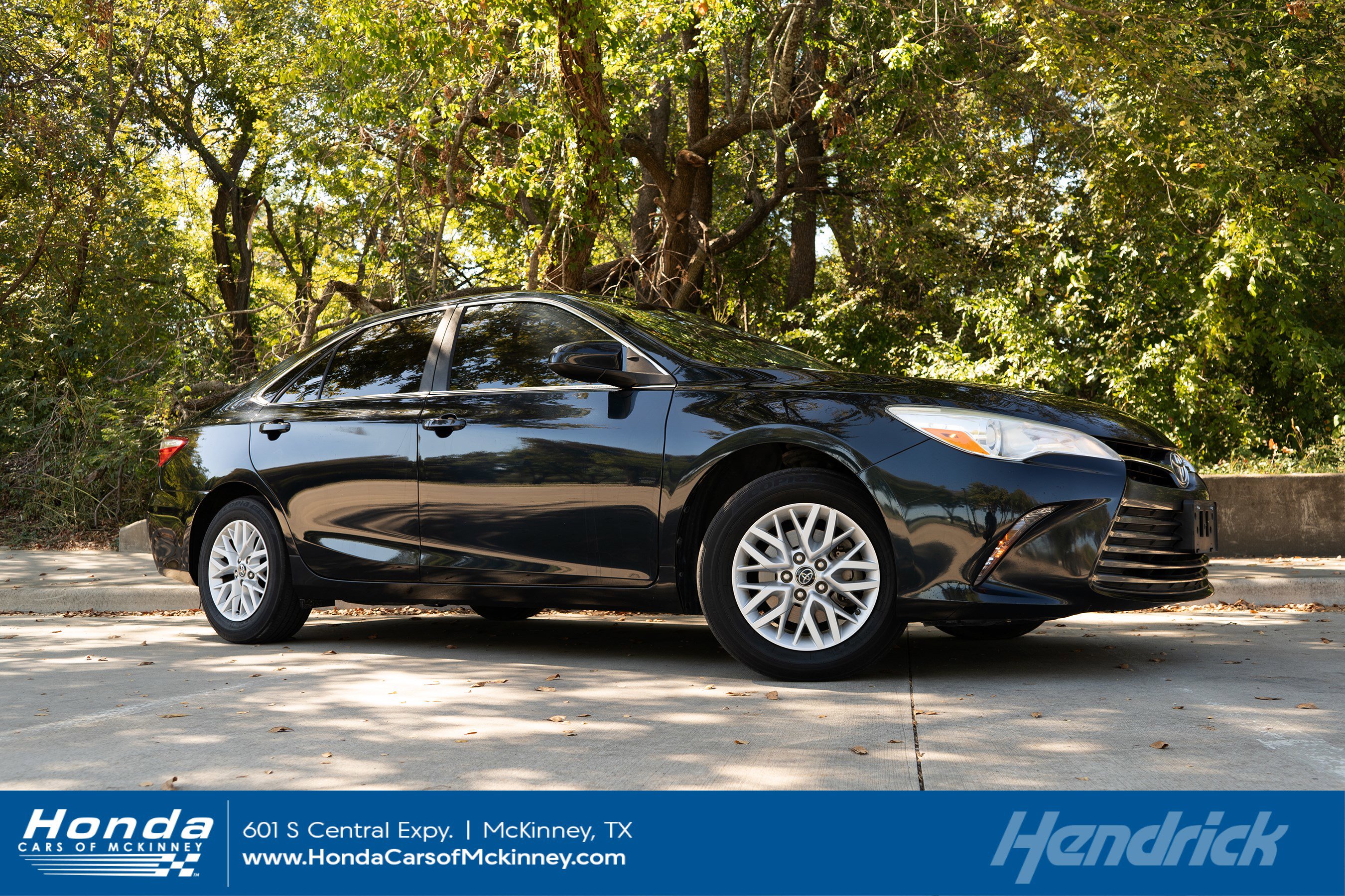Used 2016 Toyota Camry LE