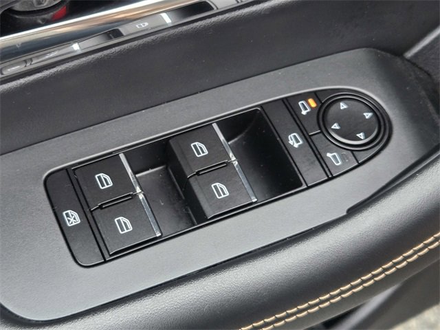 Certified 2025 MAZDA CX-70 3.3 Turbo S w/ Premium Package image 17