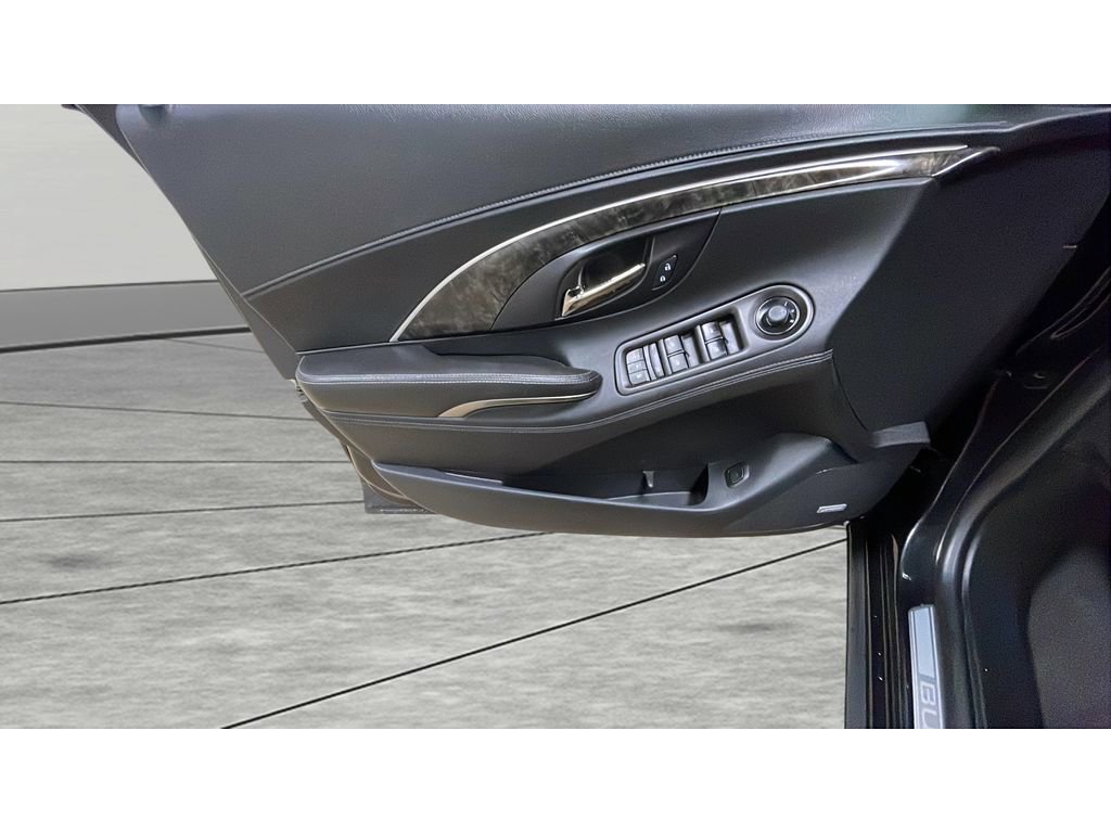 Used 2015 Buick LaCrosse Premium w/ Driver Confidence Package #1 image 9