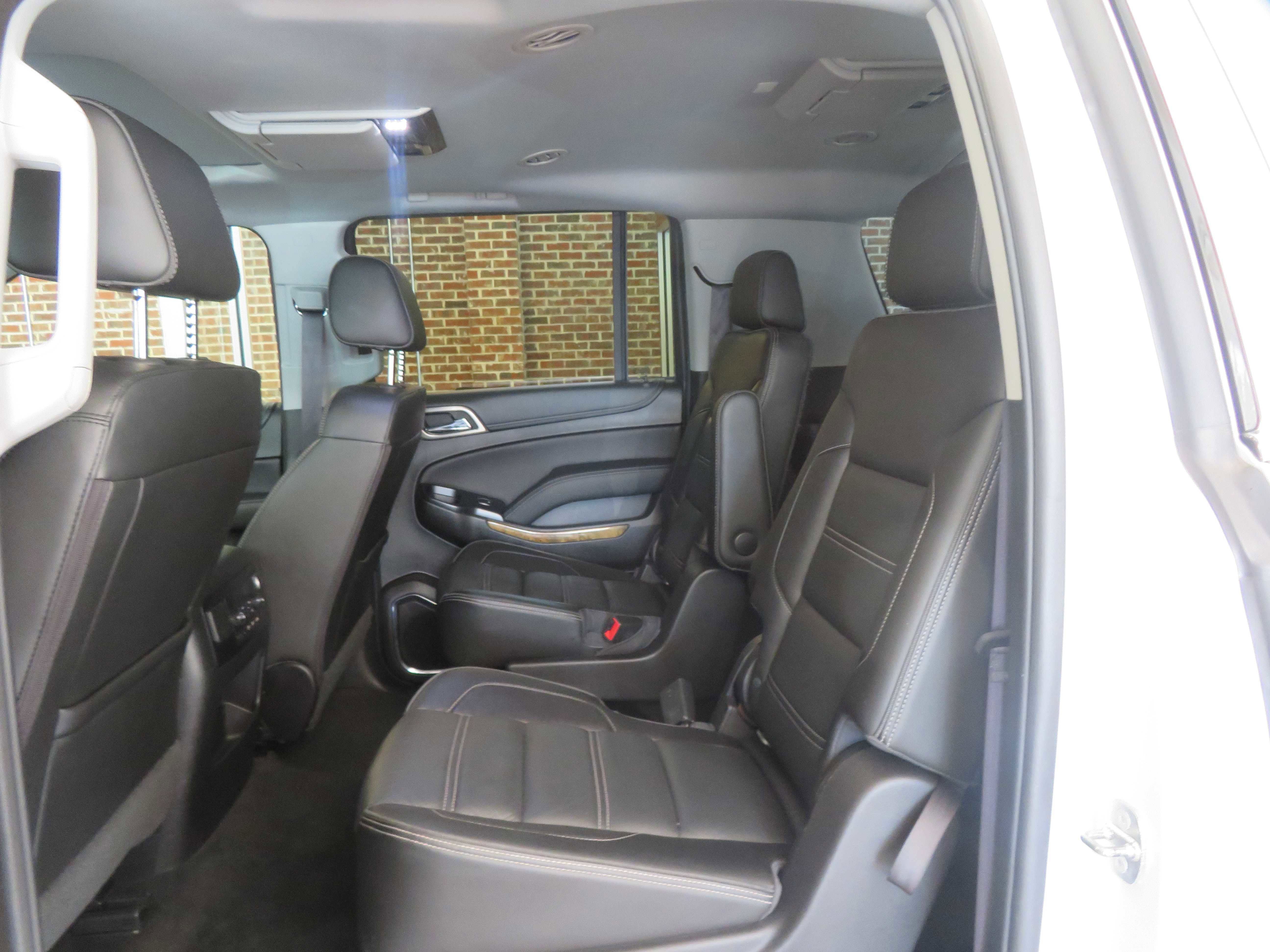 Used 2017 GMC Yukon XL Denali w/ Open Road Package AWD/4WD image 19