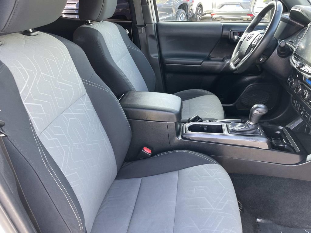 Used 2021 Toyota Tacoma TRD Off-Road w/ Technology Package image 29