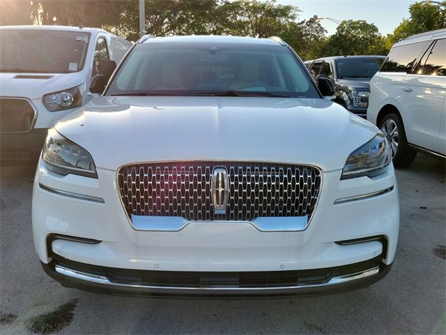 Certified 2023 Lincoln Aviator 2WD image 2