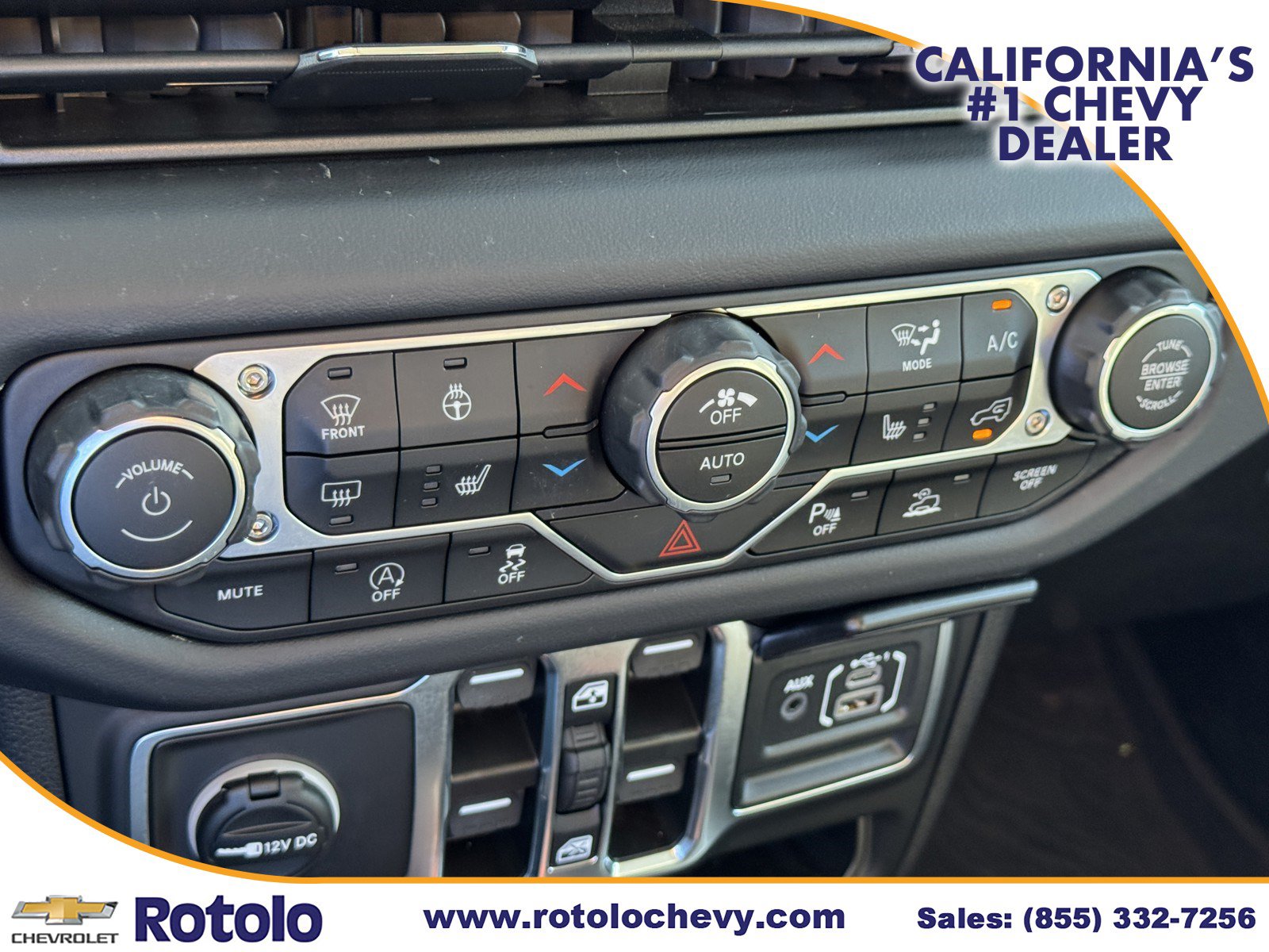 Used 2025 Jeep Gladiator Sport AWD/4WD image 21